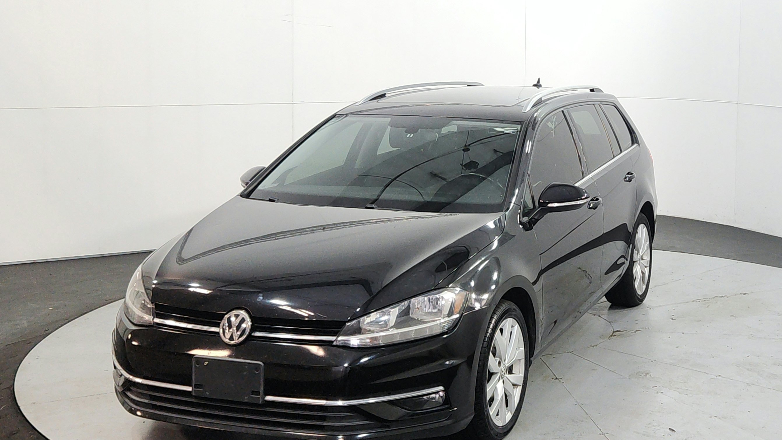 volkswagen golf sportwagen 2018 3VWL17AU4JM759847 image volkswagen golf sportwagen 2018 3VWL17AU4JM759847 image